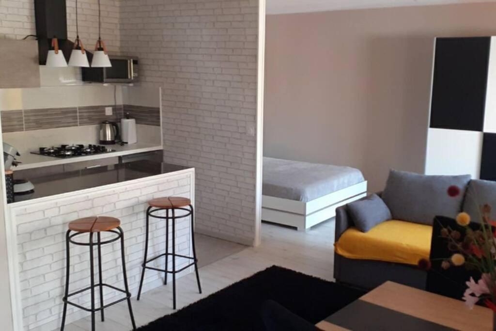 Charmante Petite Maison Шарлевиль-Мезьер Экстерьер фото